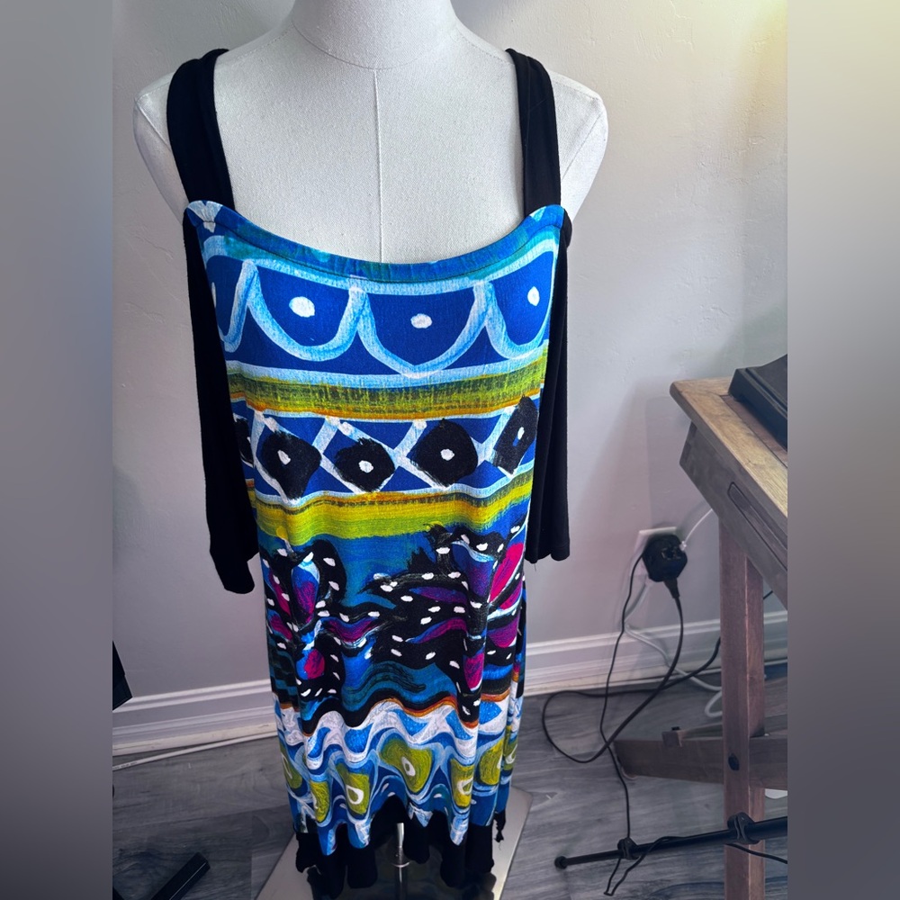 Simply Dolcezza Vibrant Abstract Print Sleeveless Dress Medium